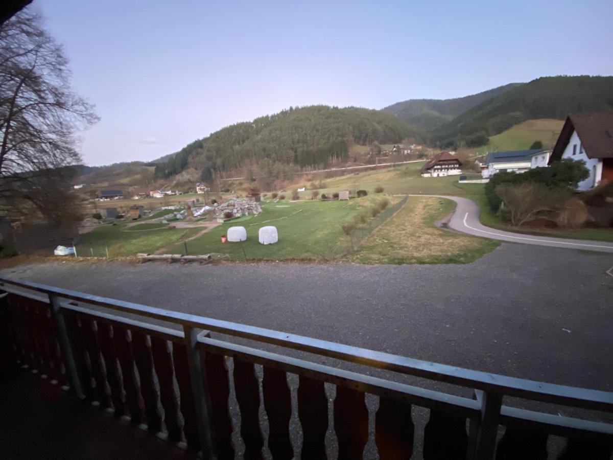 Gasthaus Roessle Gutach Eksteriør billede