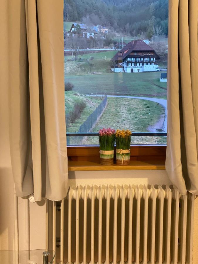 Gasthaus Roessle Gutach Eksteriør billede