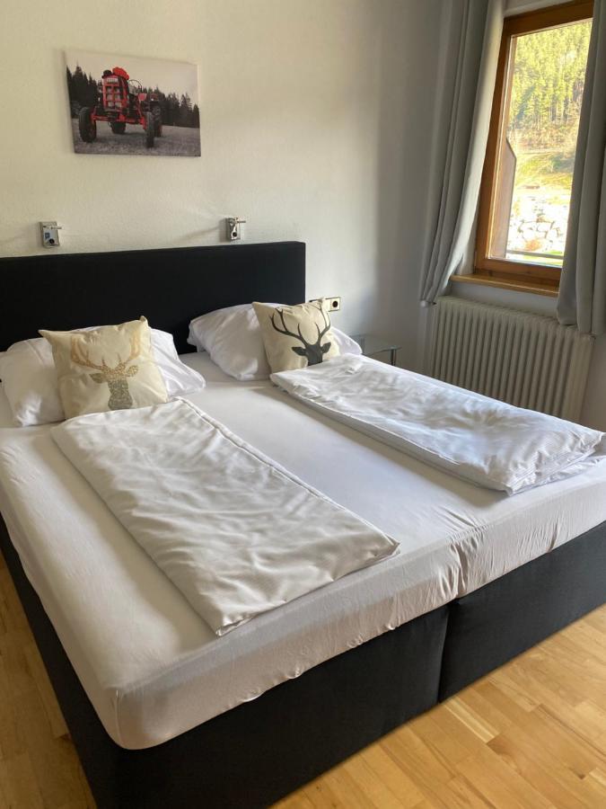 Gasthaus Roessle Gutach Eksteriør billede